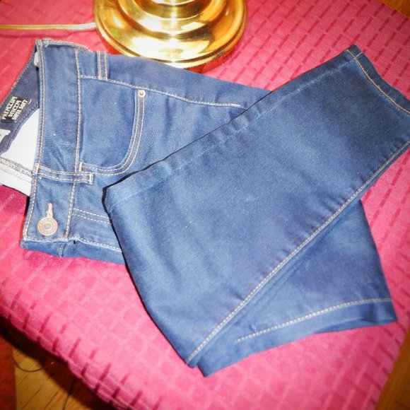 *** GARAGE *** Prem Denim Super Soft -6- High Waist Jeggings/BRAND NEW - Picture 1 of 2